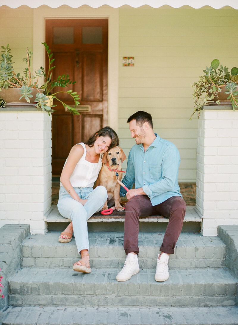 downtown-charleston-lifestyle-engagement-session-clay-austin-photography-03