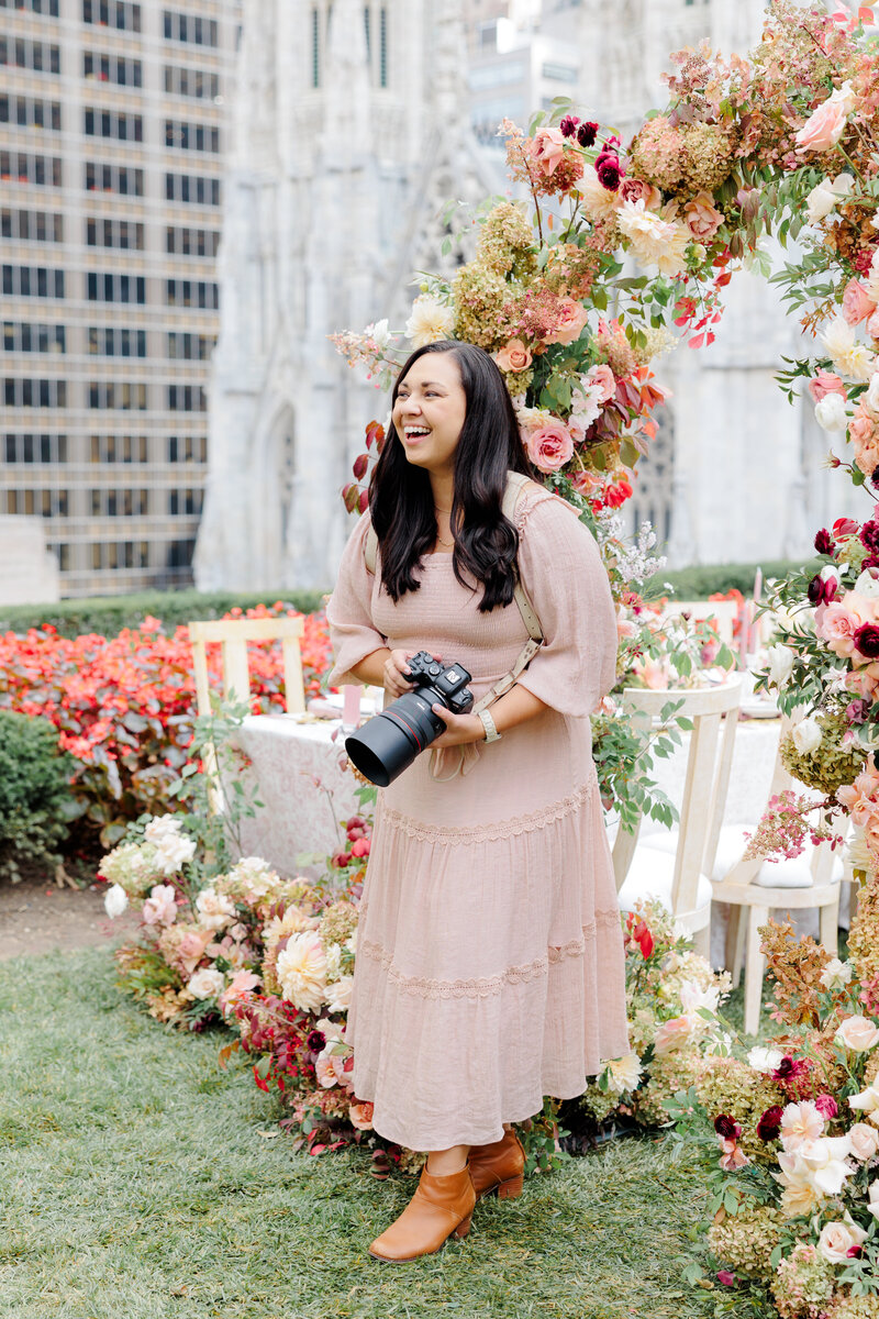 Kimberly is a Philadelphia based wedding photographer who would love to travel for your destination wedding.