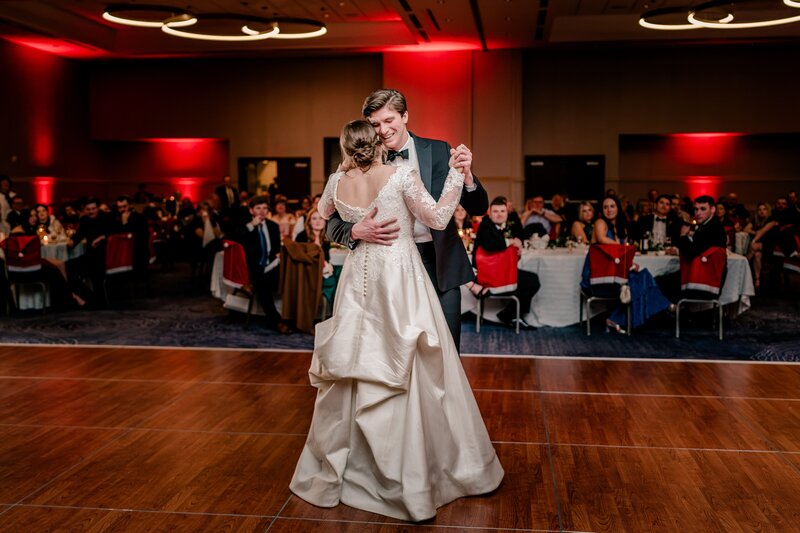 dreamy-christmas-wedding-in-herndon-virginia00042