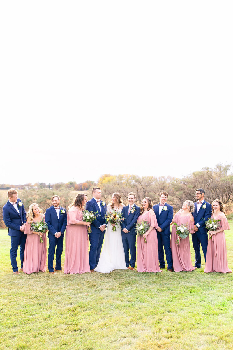 Emerald Pines Wedding - Sioux Falls Wedding Photographer - Madison & Dave - Highlights-195