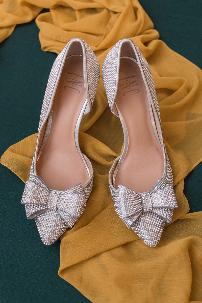 wedding-shoes-for-nj-wedding-park-chateau-imagery-by-marianne-2020-2