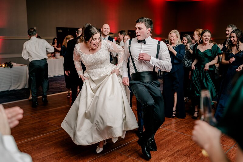 dreamy-christmas-wedding-in-herndon-virginia-00017