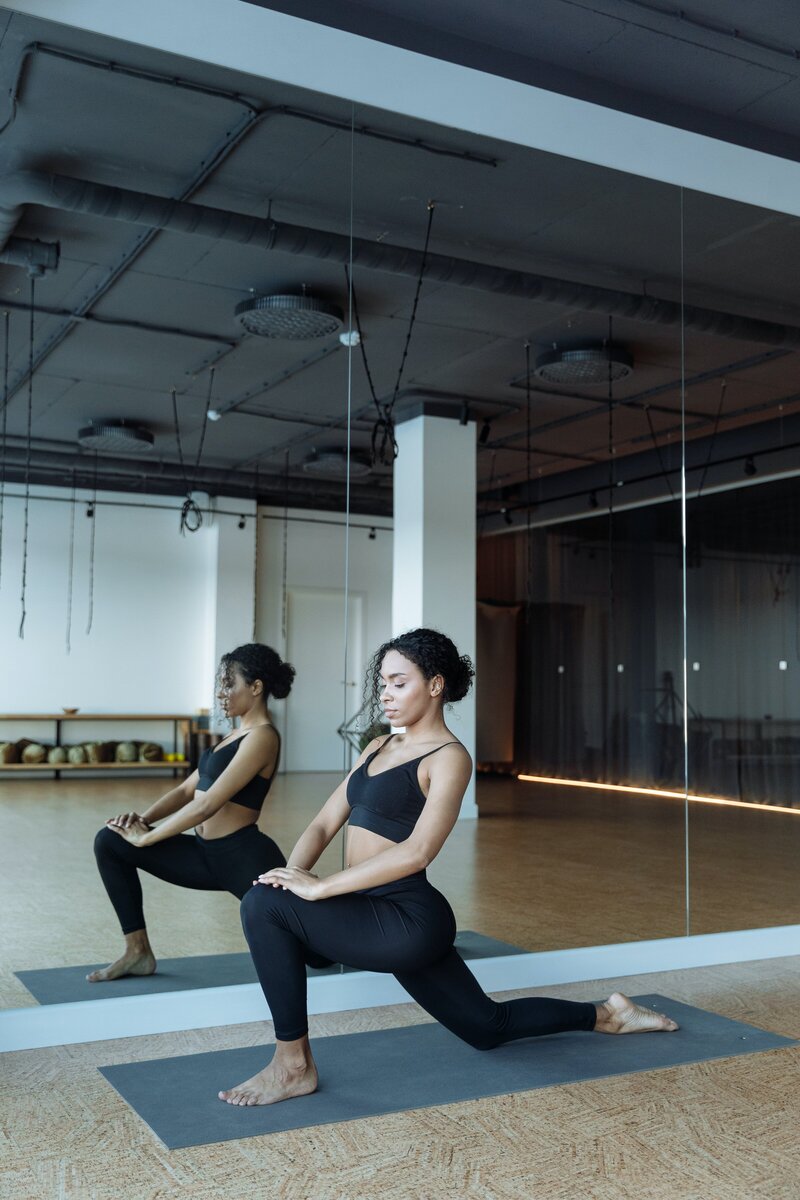 pexels-thirdman-6957973