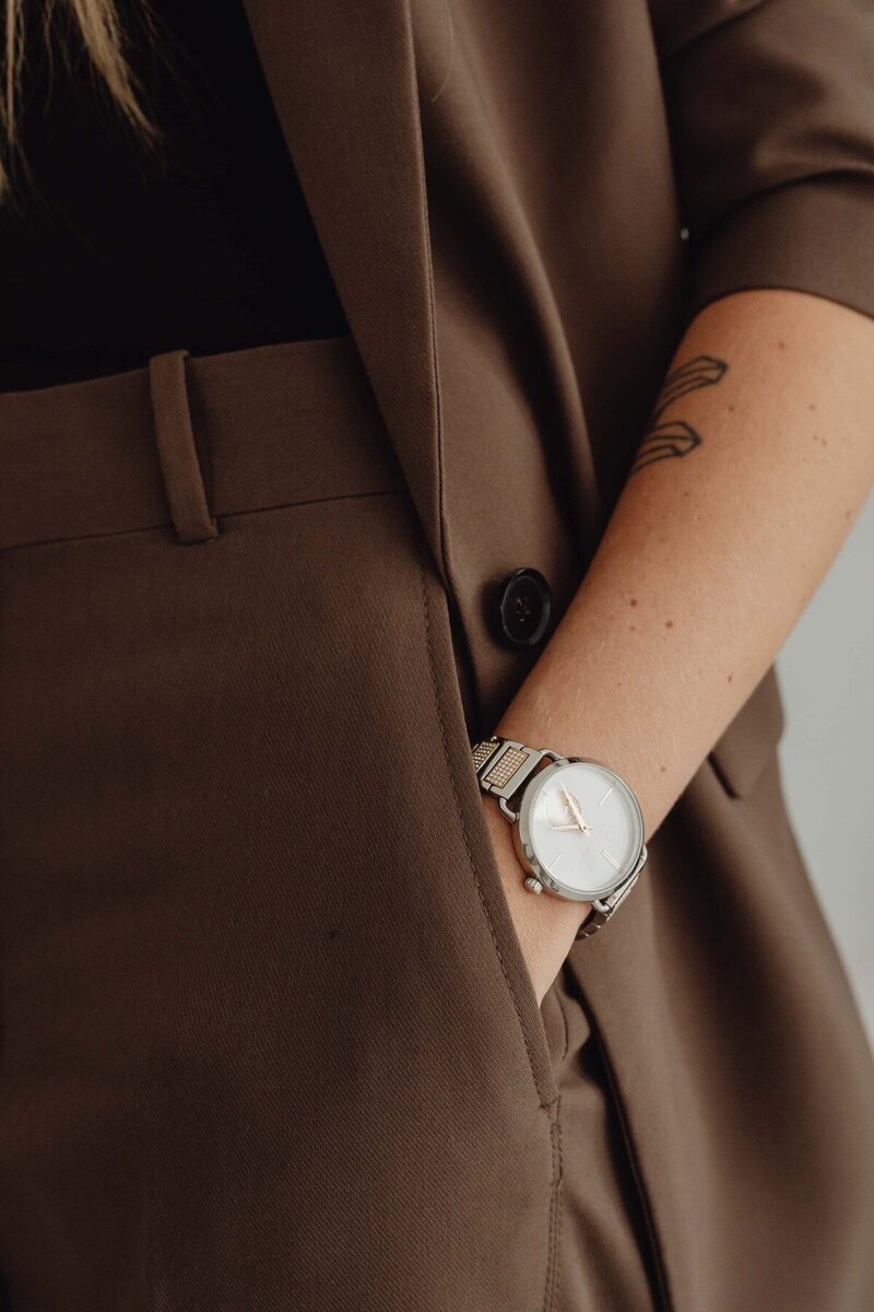 kaboompics_brown-suit-watch-27926