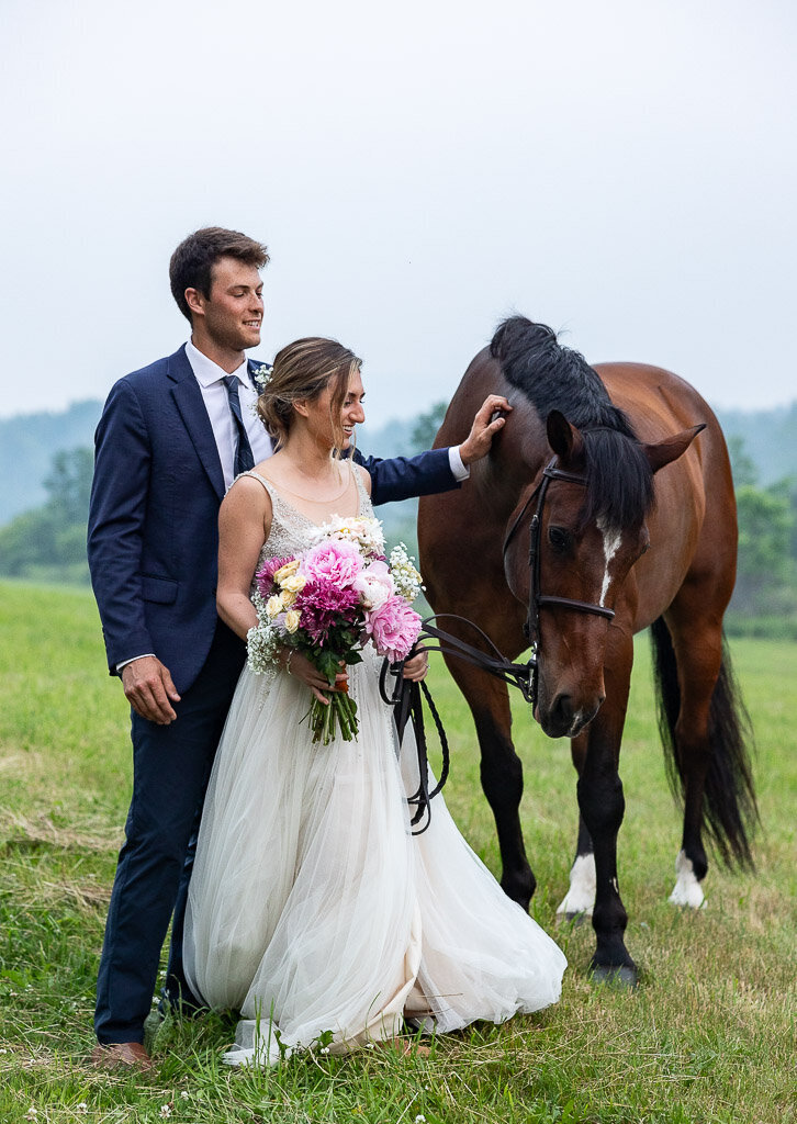 EQUESTRIAN-THEMED-WEDDING