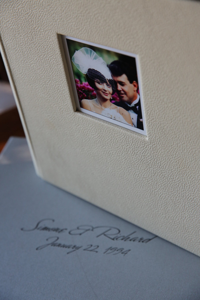 Textured wedding album with photo window. By Ross Photography, Trinidad, W.I..