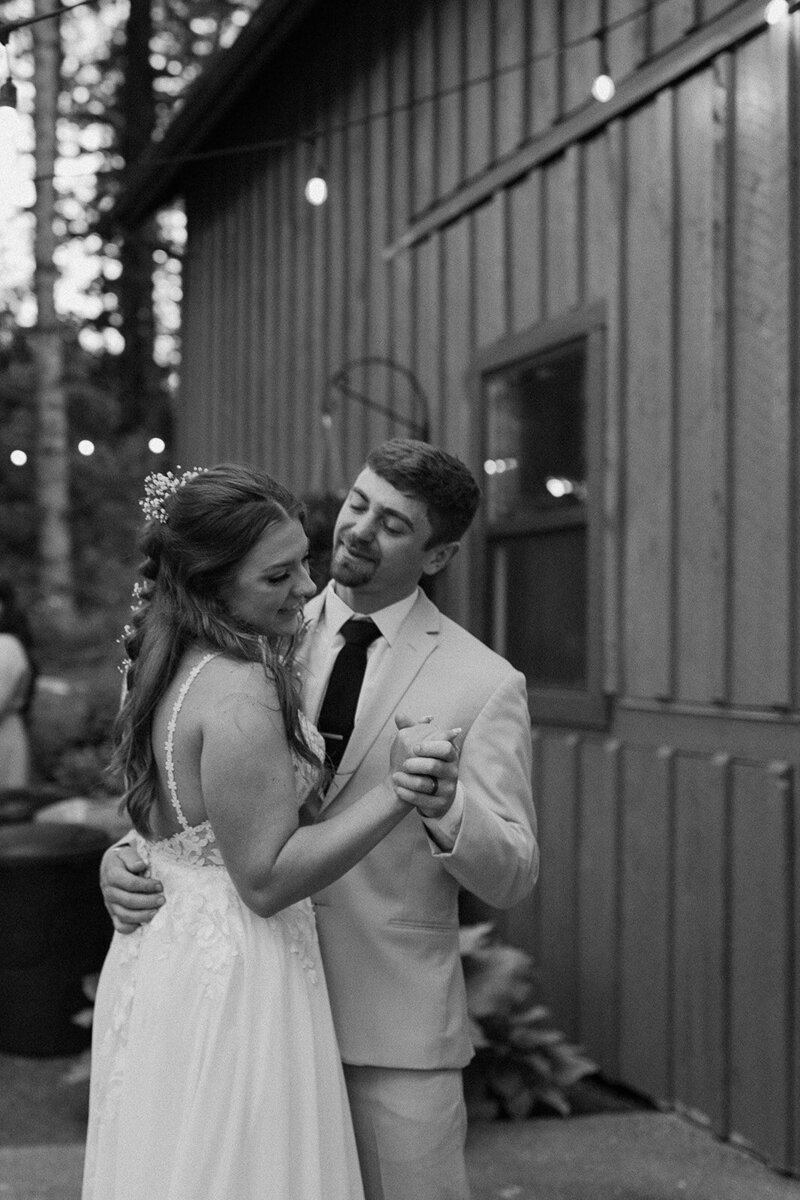 shane-nyah-wedding-reception-taylorraephotofilm-151_websize