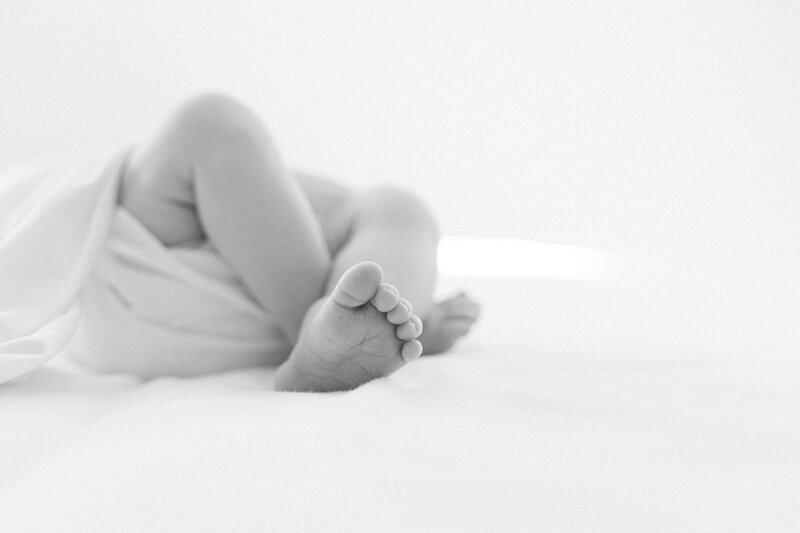 MainLine-Newborn-Photography-Ashley-Blair-028