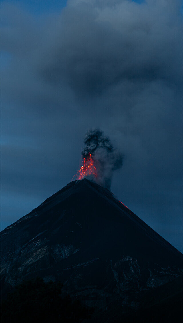 acatenango-hike-guatemala-lava-trails-fuego-volcano-sapon-gabriela