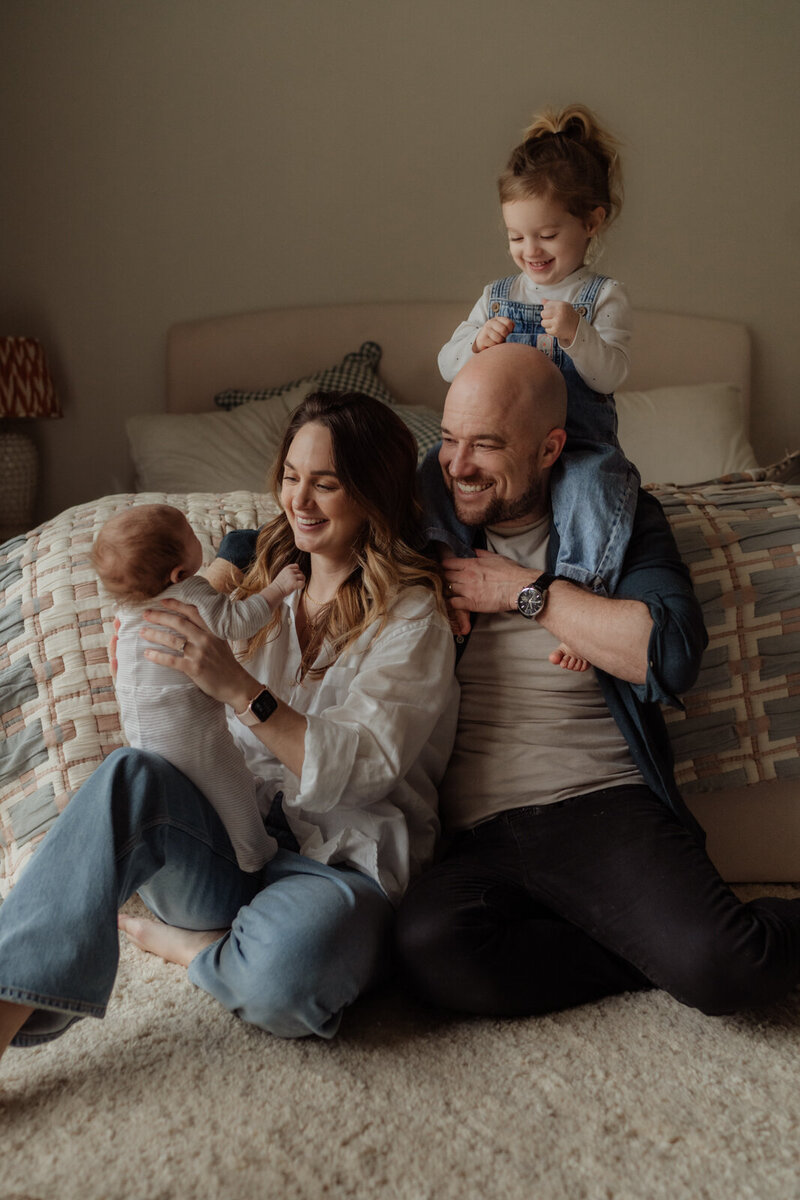 At_Home_Family_Newborn_Photography_-_Surrey_-_Carley_Aplin_Hampshire_Photographer_-9