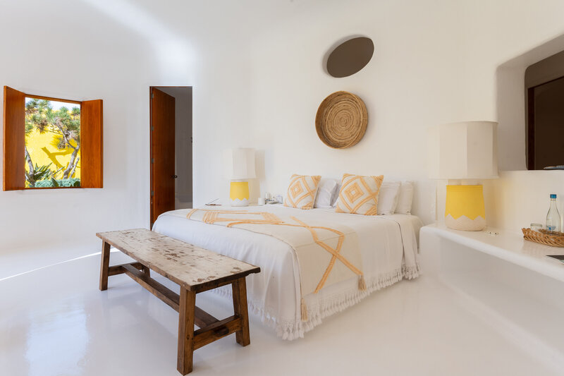 Sol-de-Oriente-Luxury-Villa-Careyes-Mexico-8167-Bedroom