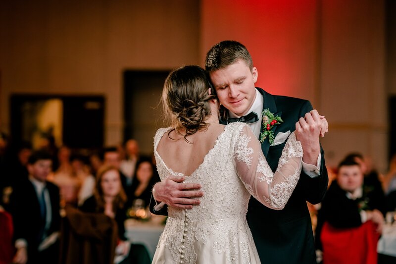 dreamy-christmas-wedding-in-herndon-virginia00041