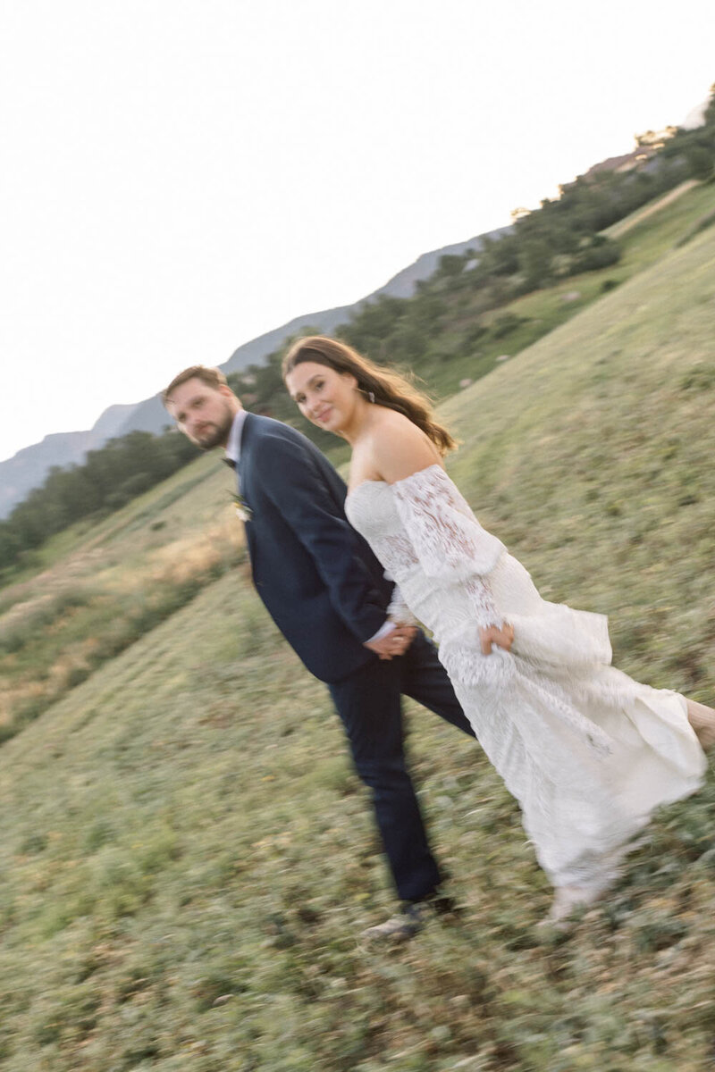 C+P_The_Broadmoor_Cheyenne_Mountain_Wedding_by_Diana_Coulter_Highlights_Web-48