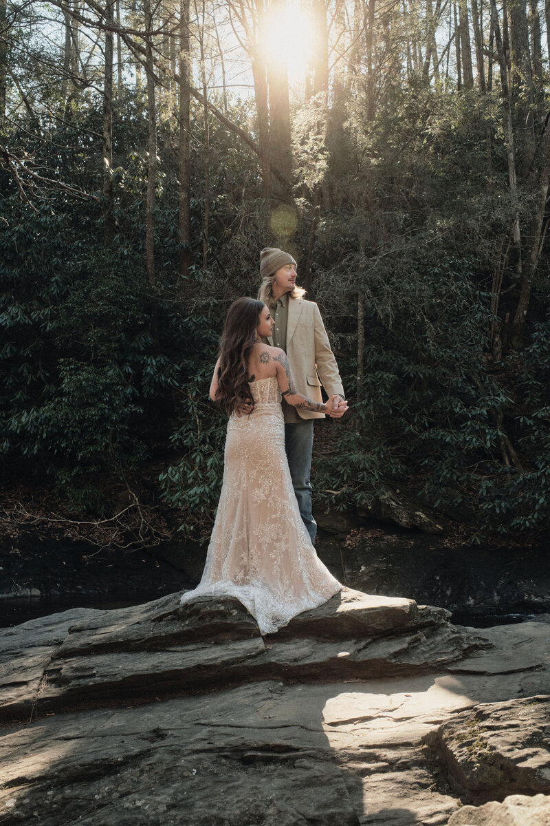 AleiaandDylanPreviews25