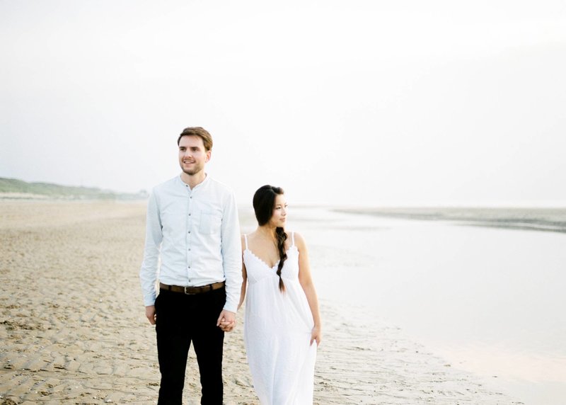 Lin & Marijn | engagement session photography at the beach the netherlands2