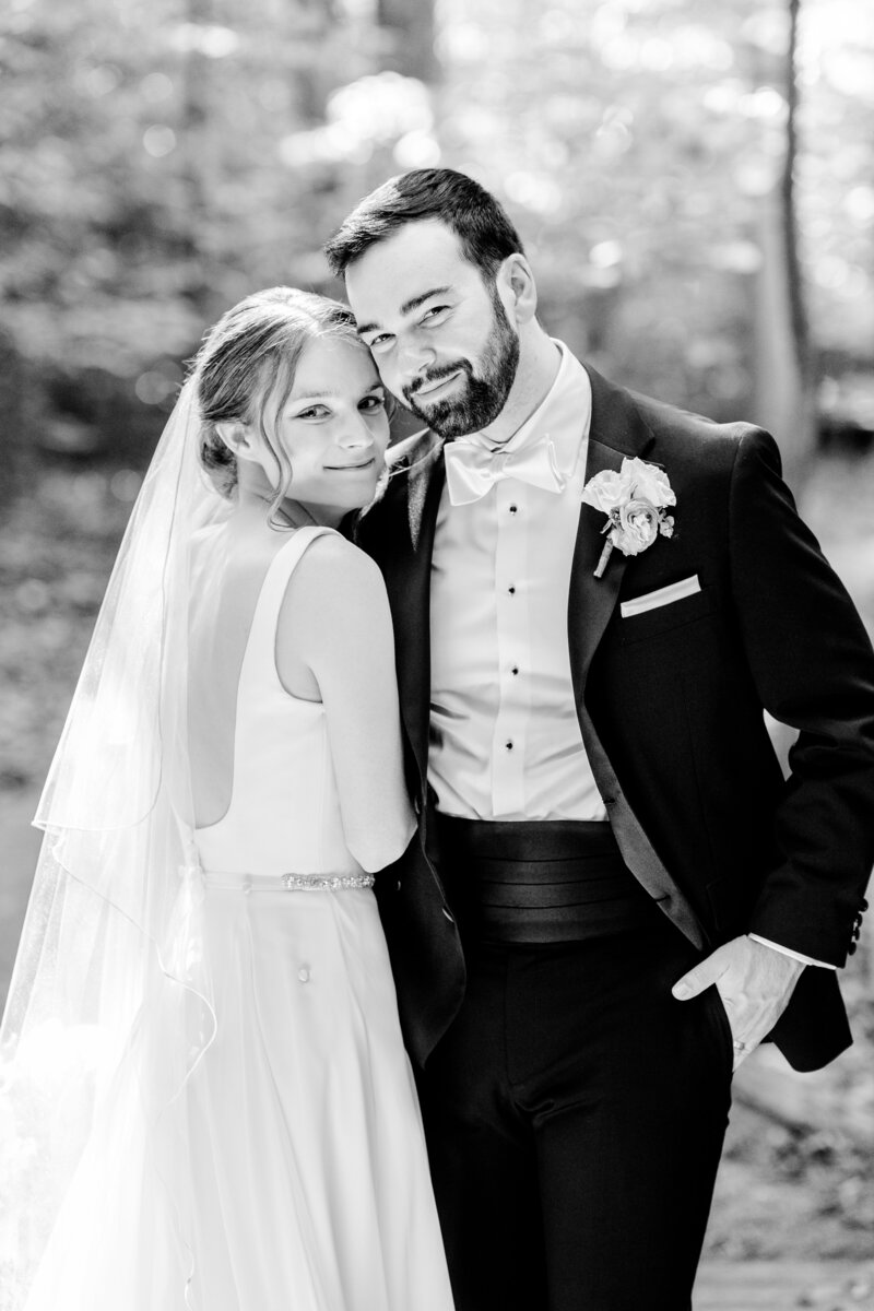 vibrant-catholic-wedding-in-reston-virginia-00017