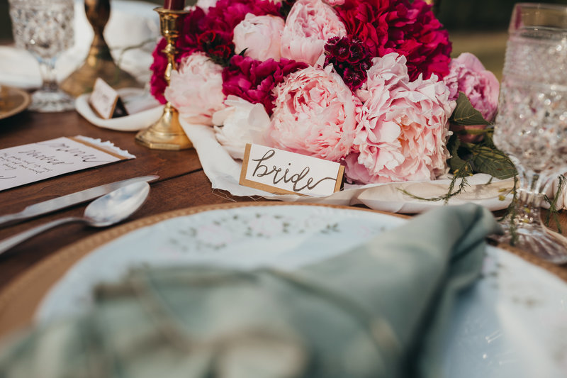 table setting and bouquet