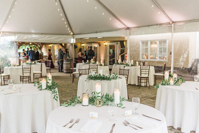 wedding reception tent photos at chateau lill woodinville wedding venue