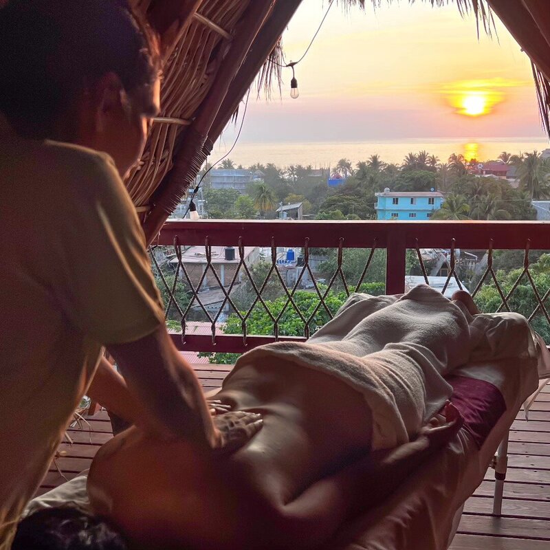 Manipura is a holistic spa in Puerto Escondido offering facials, massages, reflexology, exfoliation, and chocolate therapy for radiant skin and body wellness