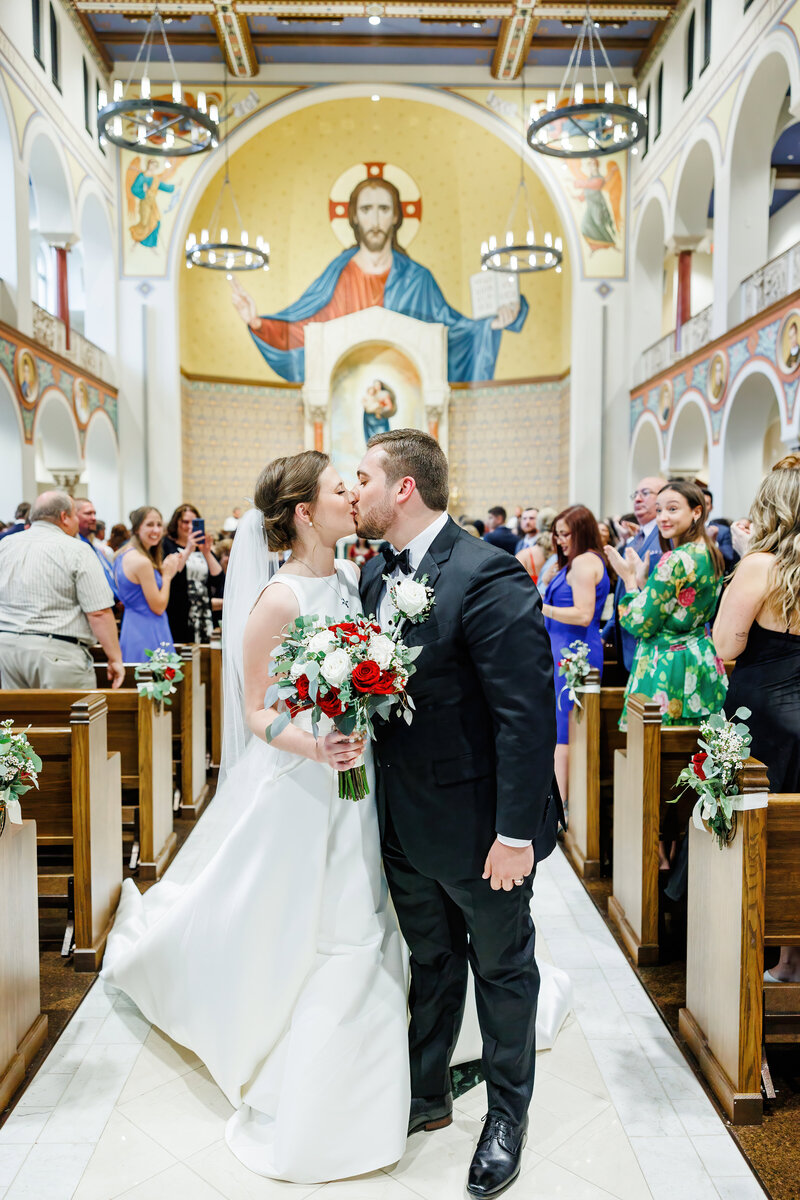 Wisconsin-Catholic-Wedding-Saint-Paul-Student-Center-UW-Madison4