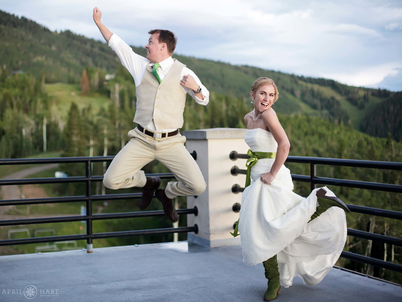 Happy Couple used the Best Wedding Planner in Steamboat Springs Colorado