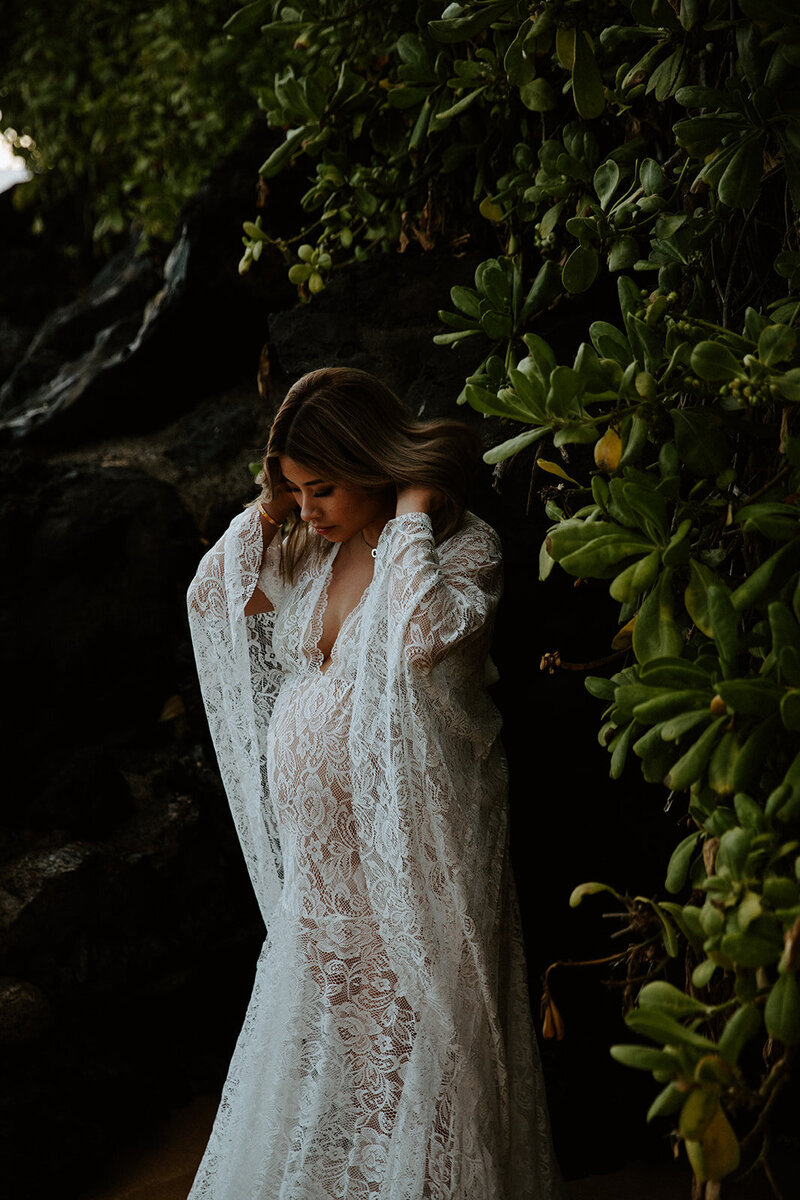 Makena Cove Maternity Session Moorea Thill Photography-49