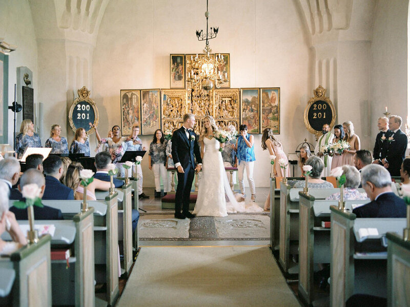 028-church-wedding