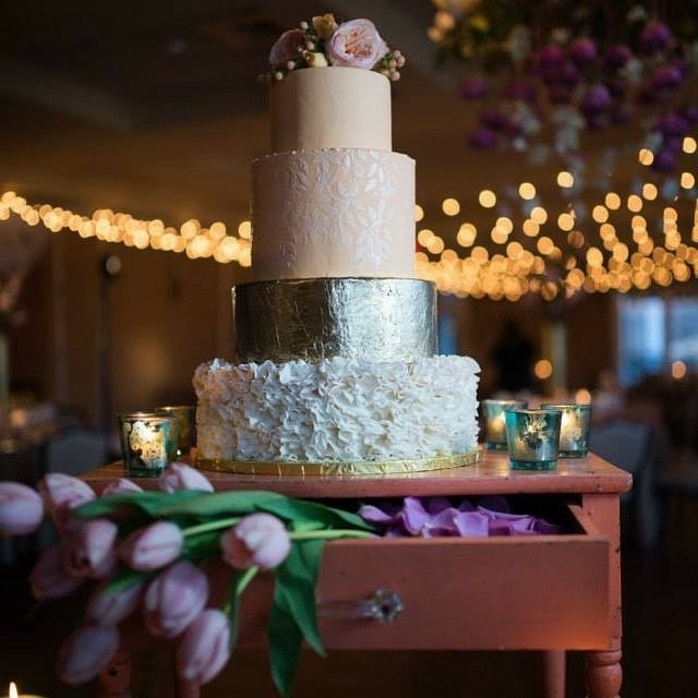 Wedding cake by Apron Strings Desserts for Woodcrest Country Club  photo by Lurey Photography
