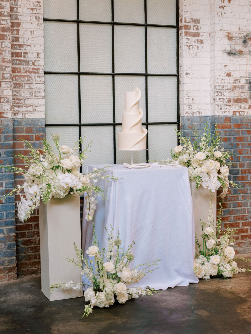 Sydney&Hayes_CharlottesvilleWedding_SneakPeek-86
