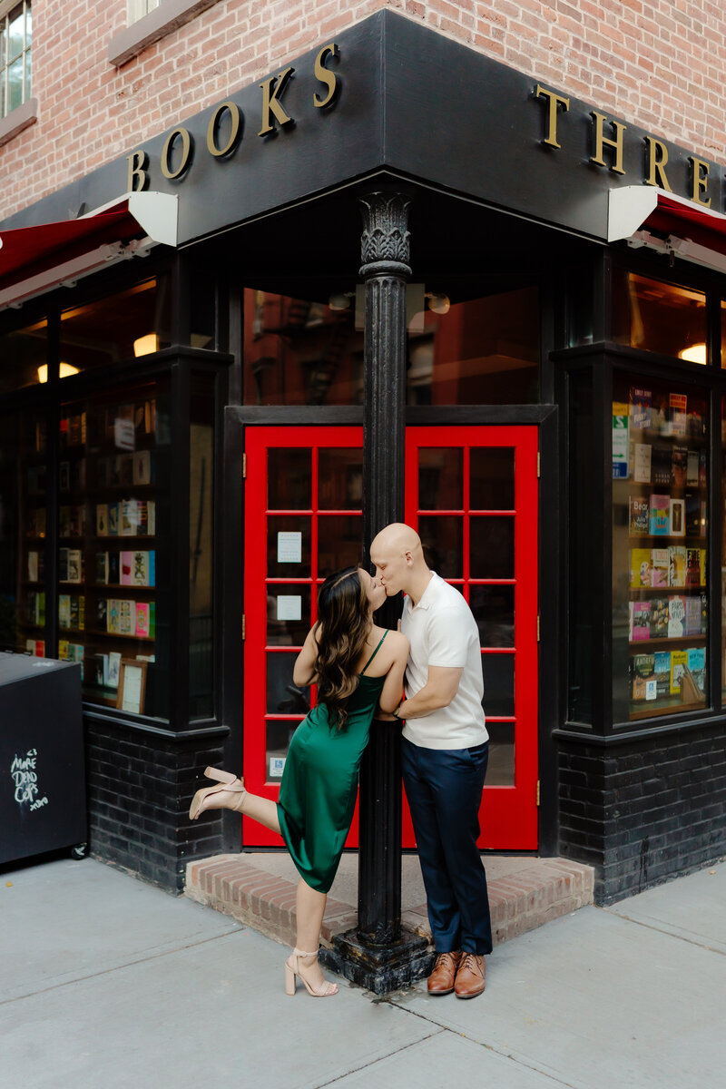 Nyc Engagement Photos 44