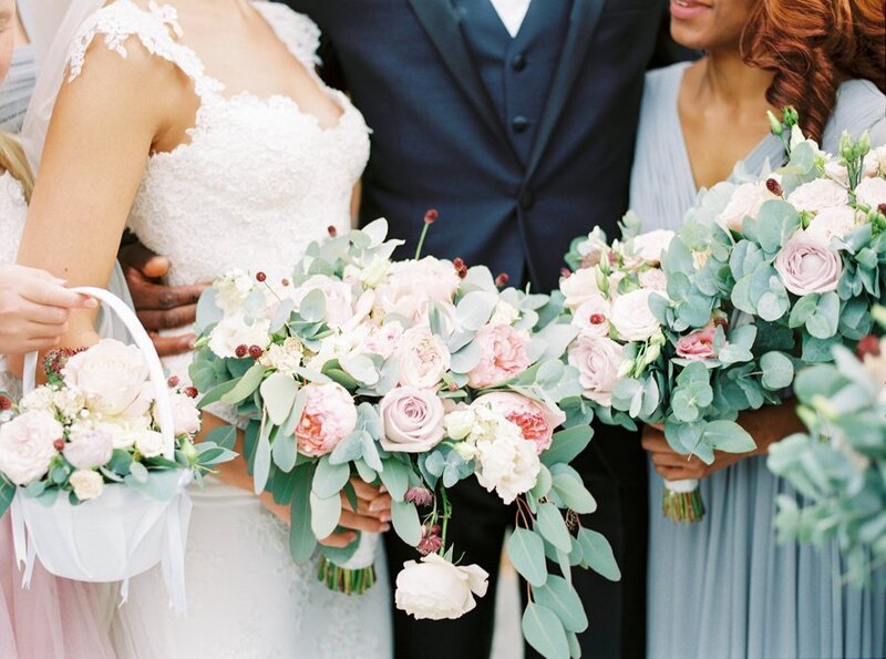 0028_Bridal-bouquet-and-bridesmaids-bouquets-in-blush-and-sage-green