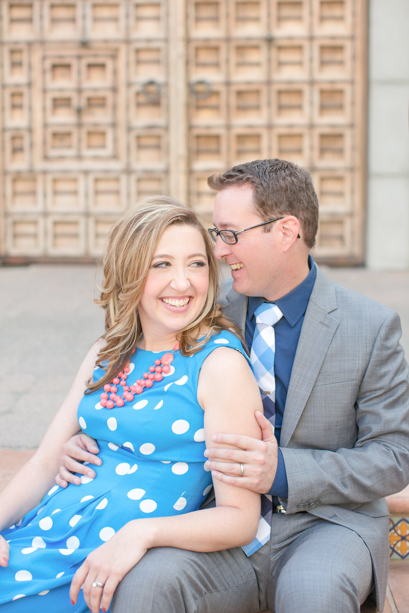 Meet husband and wife wedding photographers Ryan & Denise, based in Phoenix Arizona