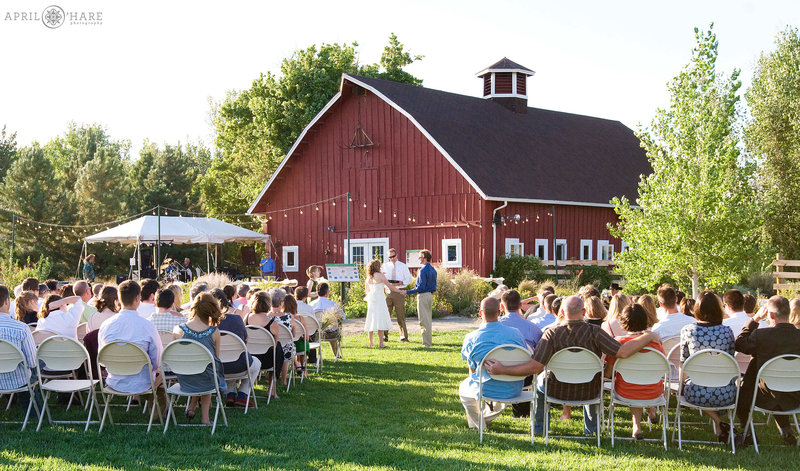 Colorado Wedding photographer at Chatfield Farms in Littleton CO