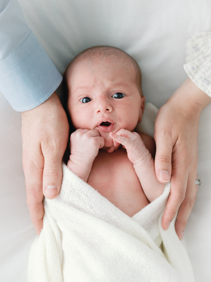 Brooke Lacombe is an Ottawa, Ontario based Newborn photographer, specializing in motherhood, maternity, newborn and family fine art photography.