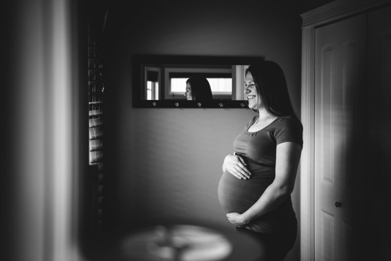Photographers Newborn + Maternity Edmonton-2