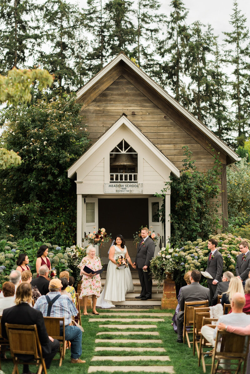 Christiansons-Nursery-Mount-Vernon-Wedding-Photographer_Caylie-Mash-Photography_182