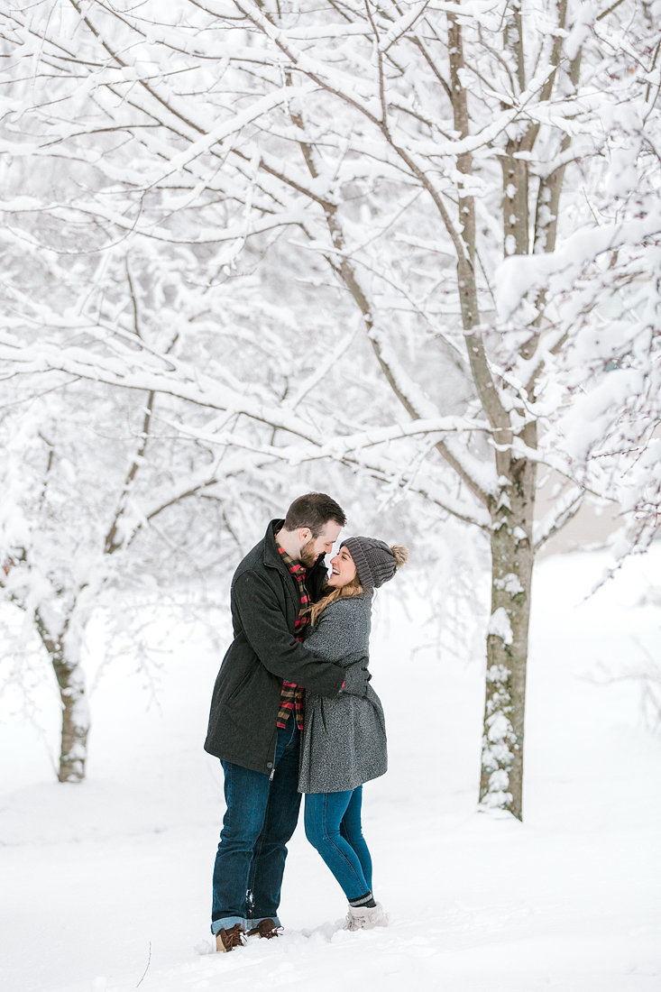 Engagement-Session-Snow-Winter-Louisville-Kentucky-Photo-by-Uniquely-His-Photography053