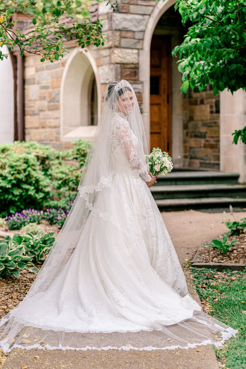 traditional-catholic-wedding-in-alexandria-virginia-1900028