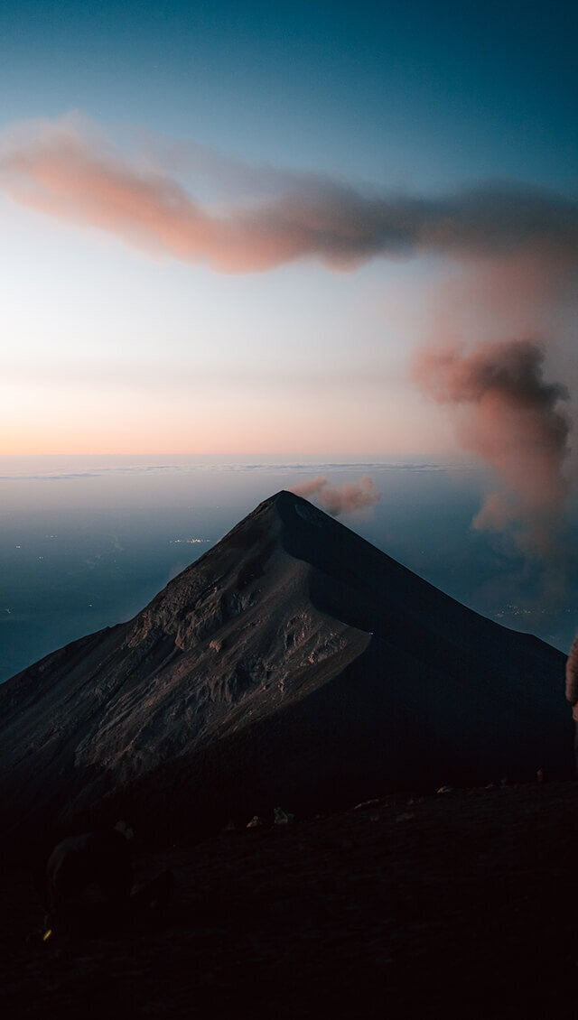 fuego-acatenanngo-guatemala-volcano-hike-lava-trails-gabriela-sapon