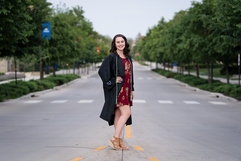 College Graduation Photos at Kansas University's Campus in Lawrence, KS Photographer - College Graduation Photographer_0066