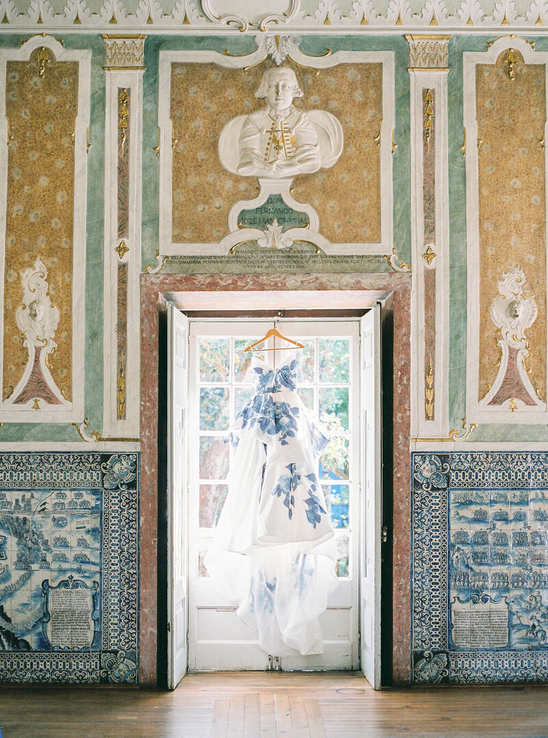 Luxury Wedding Dress by Monique Lhuillier in the Portuguese Palace