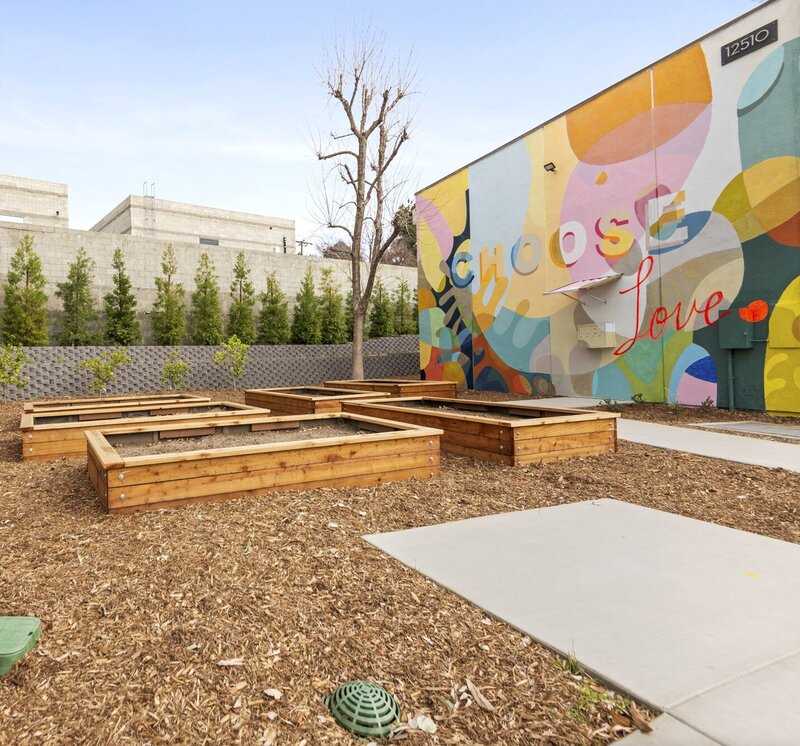 Exteior 2 - Community Garden
