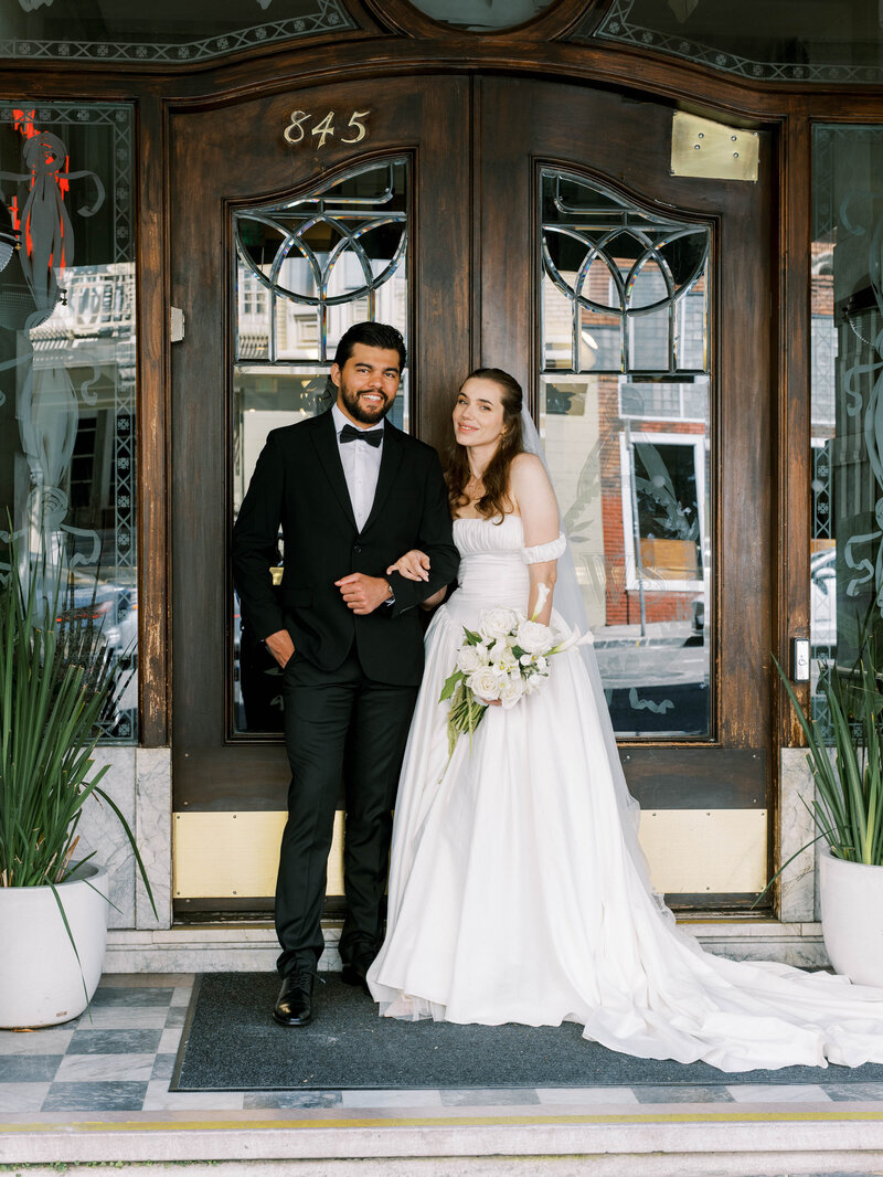 san-francisco-city-hall-wedding-photos-13-2