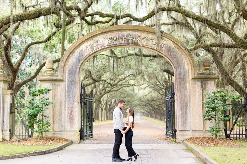 Amelia + Bryce  Wormsloe Engagement Session  Taylor Rose Photography-3