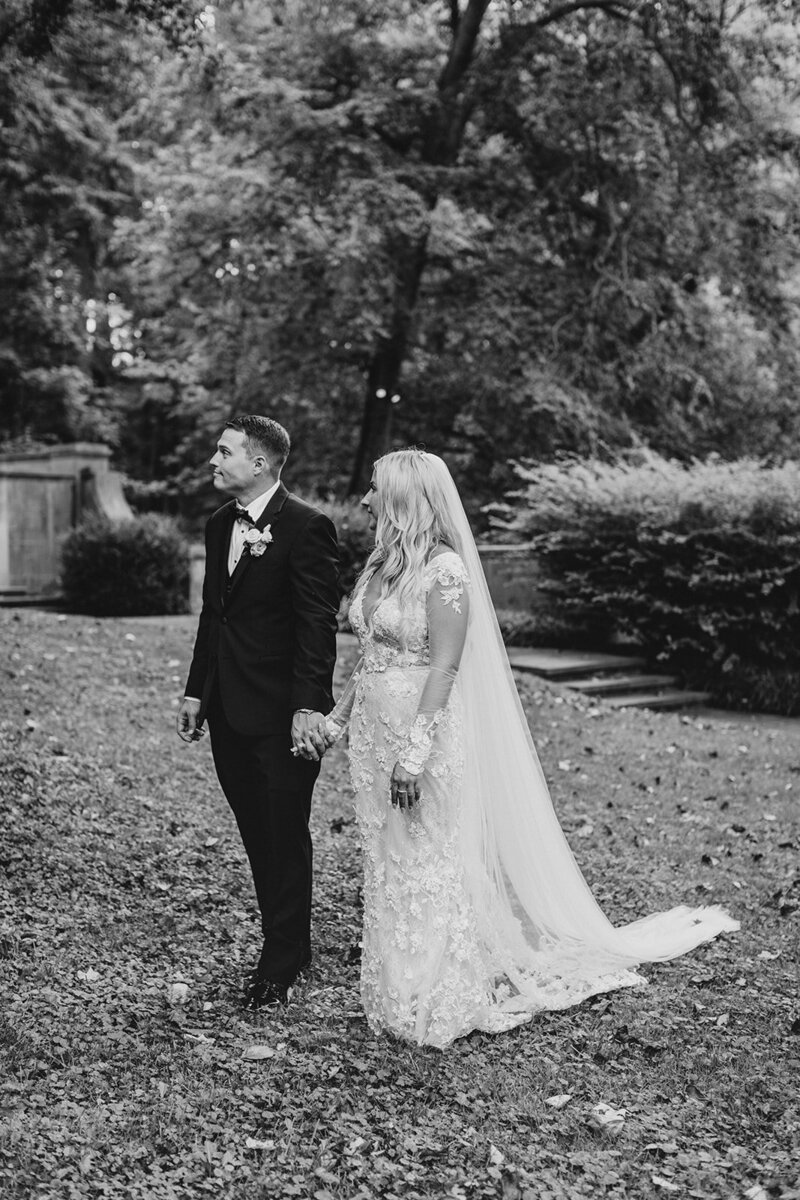 154_Avery_Alec_Wedding_8.21.21-659