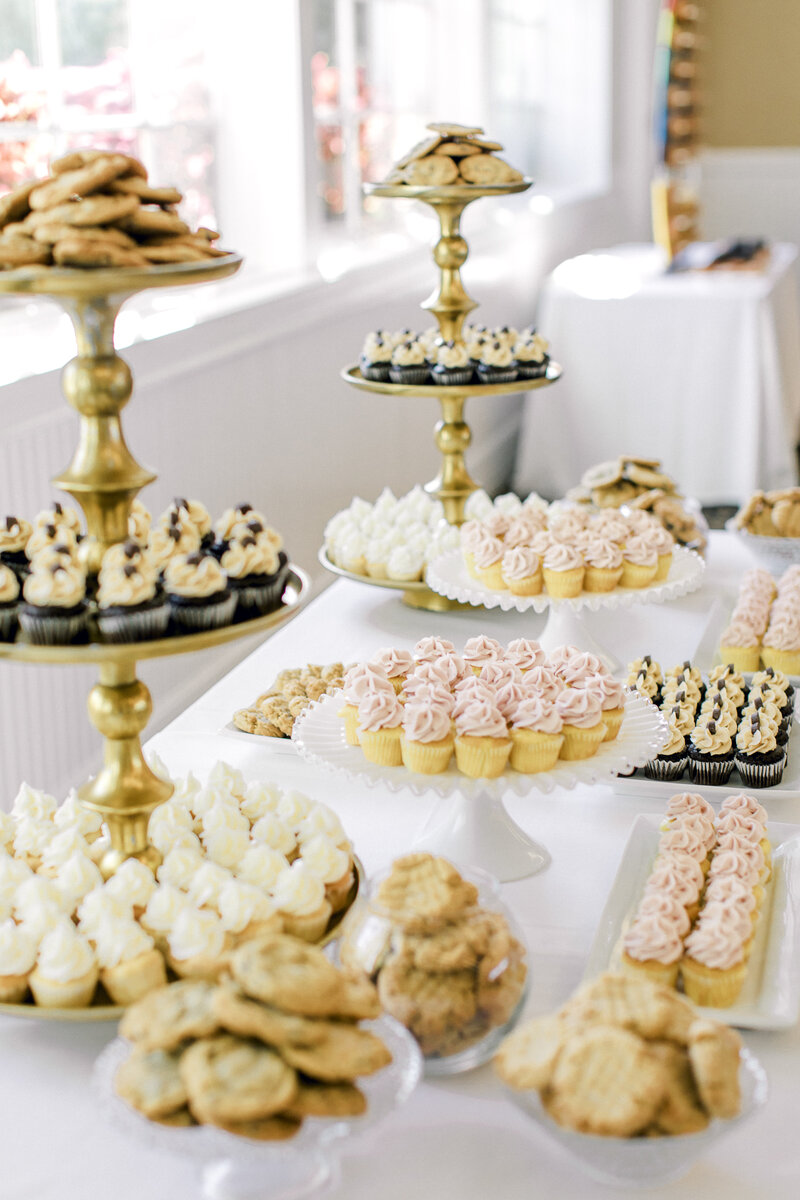 dessert-table