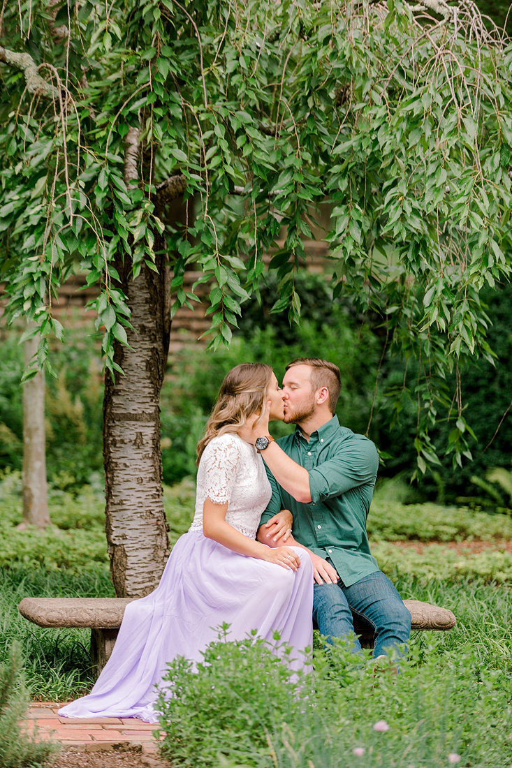 Engagement-Session-Henry-Clay-Estate-Lexington-Kentucky-Photo-by-Uniquely-His-Photography089