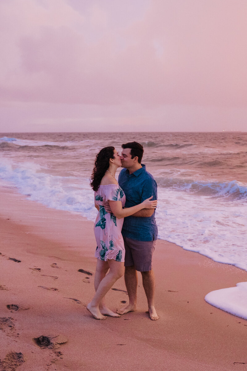 Fort-Lauderdale-Beach-Park-Sunrise-Engagement-Photos-Ashleigh-Ahern-Photography (1)