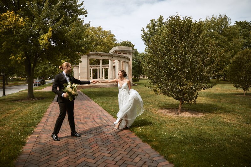 Cleveland wedding photographer