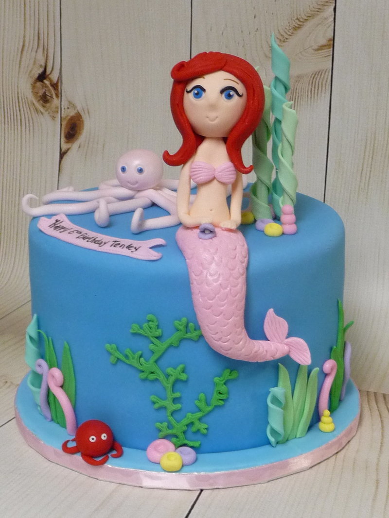 mermaid character cake